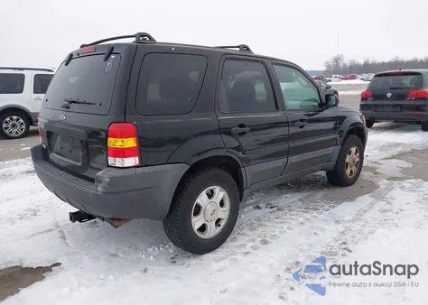2003 Ford Escape Xlt из США, поврежденный, VIN 1FMYU93123KC46309